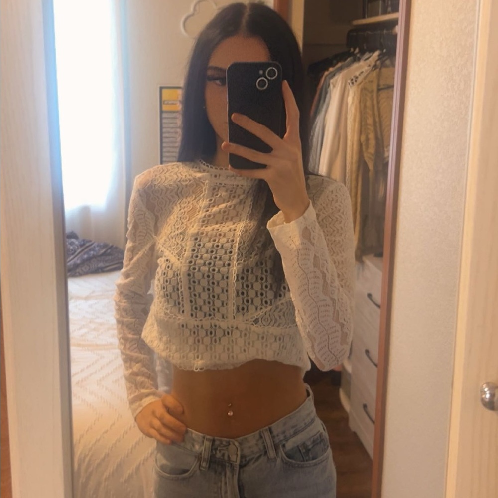 H&M Delicate White Lace Blouse